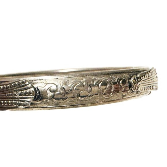 FREIRICH Silver Hinged Bangle Bracelet Swirl Pattern With Leaves & Safety Chain - Picture 6 of 8